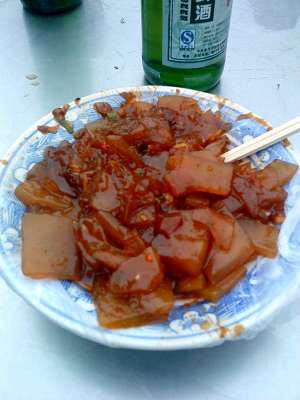 今天的凉粉炒的不太透不过还是很好吃